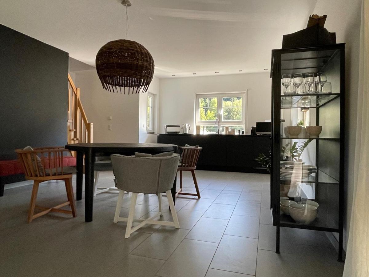 Stilvolle Wohnung Fuer 2-3 Personen - Mit Riesiger Dachterrasse Haigerloch Exteriér fotografie
